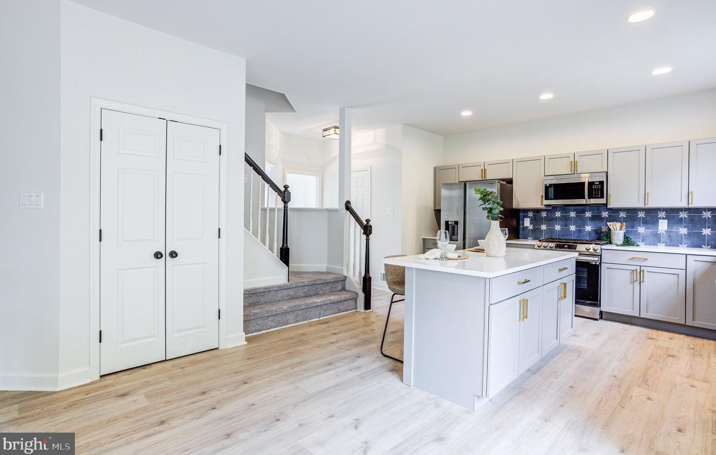 710 Longbow Rd, Mount Airy MD  21771-5870 exterior