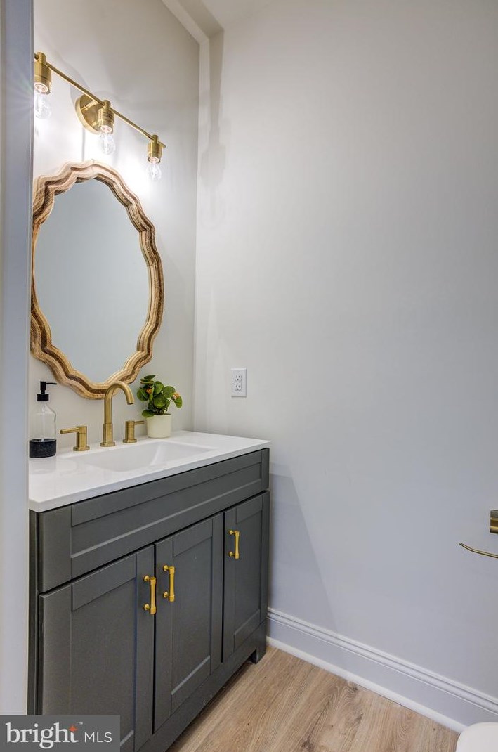 710 Longbow Rd, Mount Airy MD  21771-5870 exterior