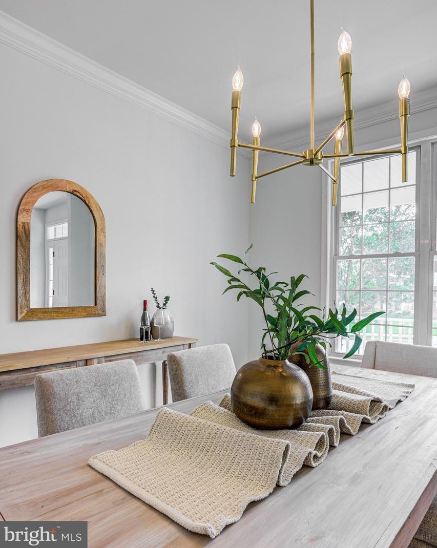 710 Longbow Rd, Mount Airy MD  21771-5870 exterior