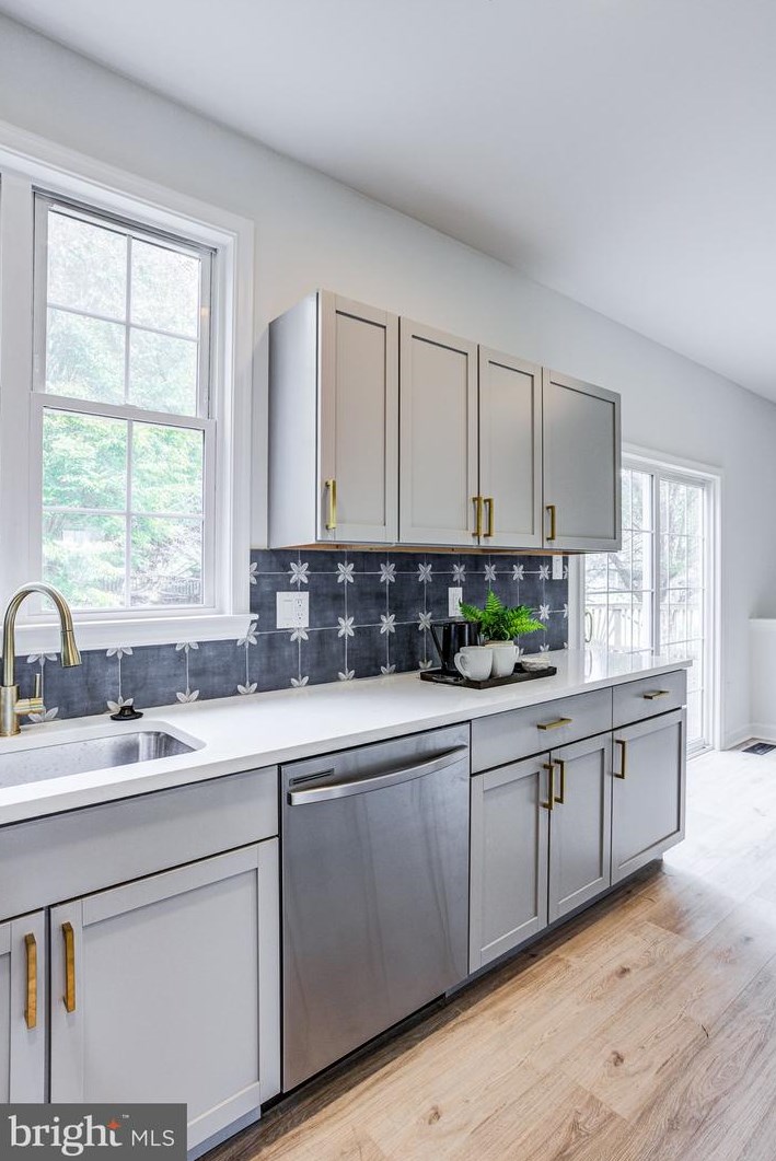 710 Longbow Rd, Mount Airy MD  21771-5870 exterior