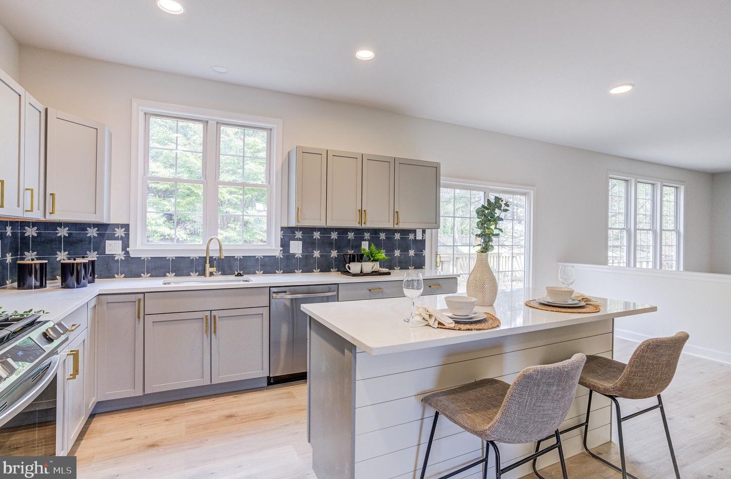 710 Longbow Rd, Mount Airy MD  21771-5870 exterior