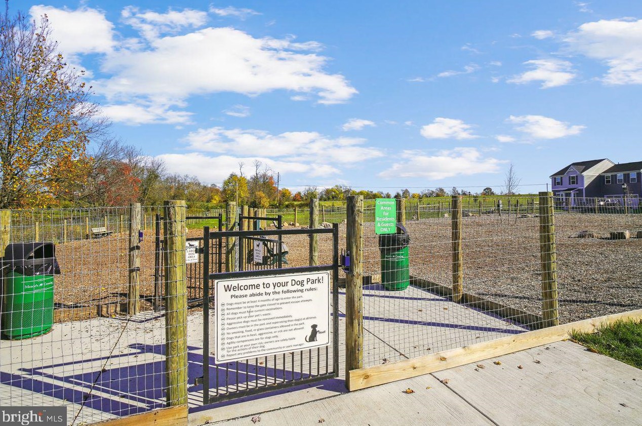 326 Crimson Ave, Taneytown MD  21787-2178 exterior