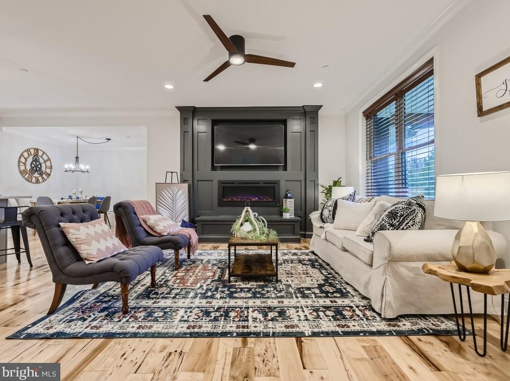 912 Lorraine Dr, Patapsco MD exterior