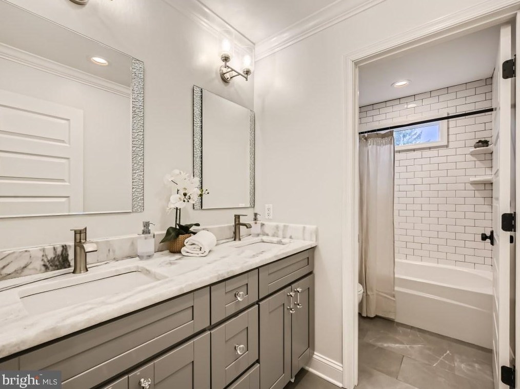 912 Lorraine Dr, Patapsco MD exterior