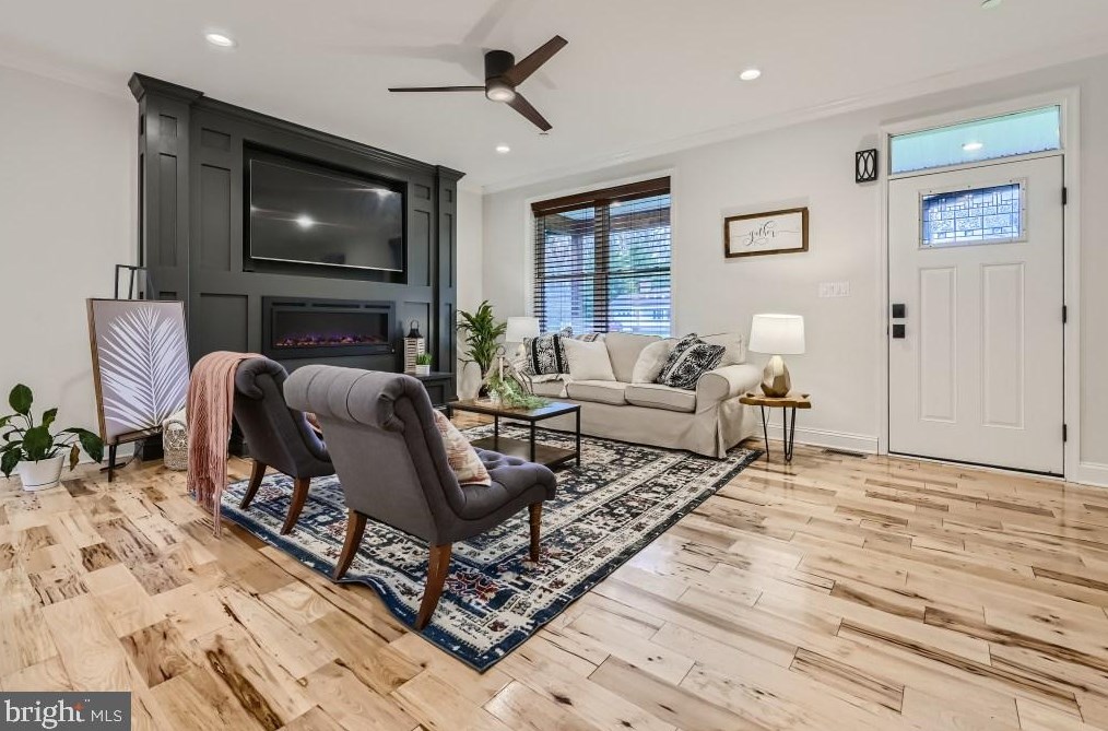 912 Lorraine Dr, Patapsco MD exterior