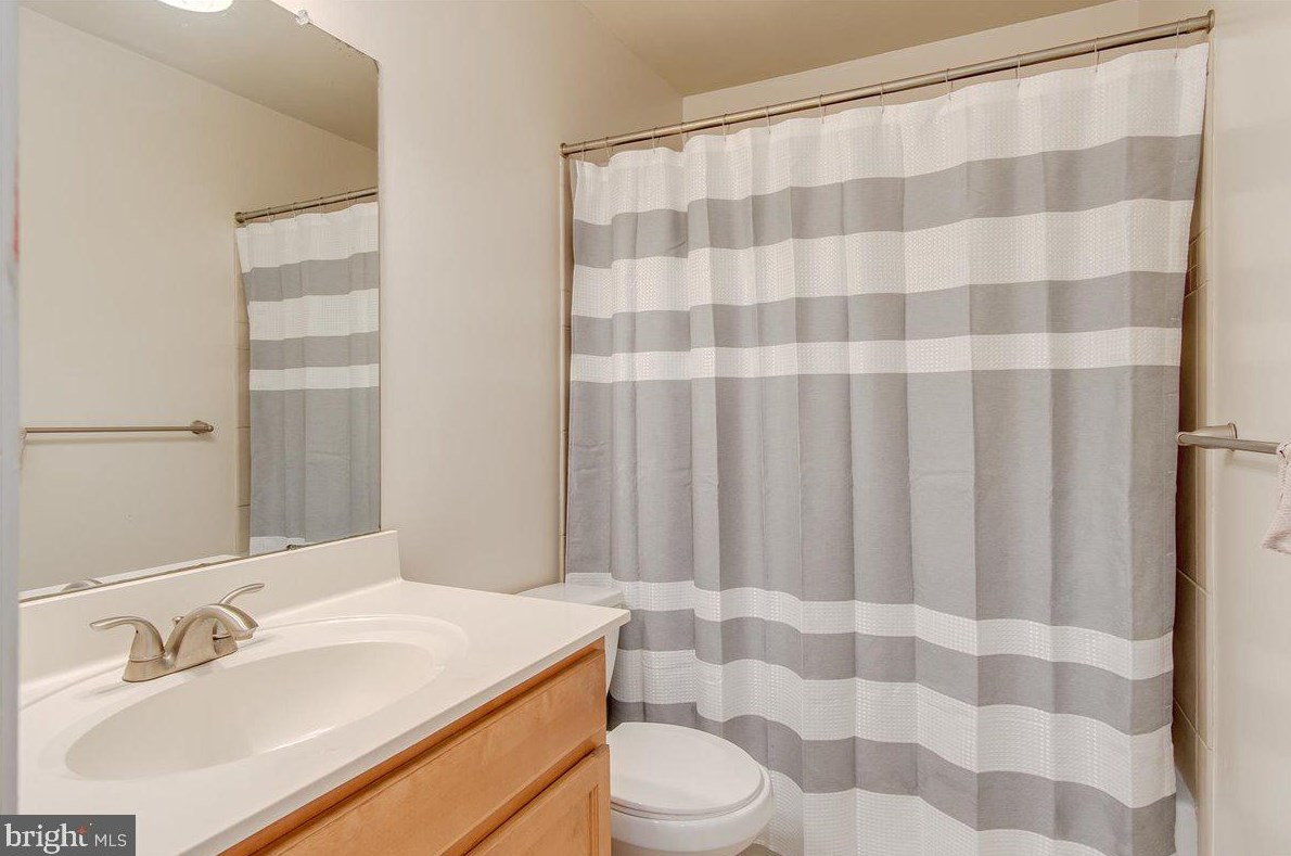 128 Meadowlark Ave, Mount Airy MD  21771-5536 exterior