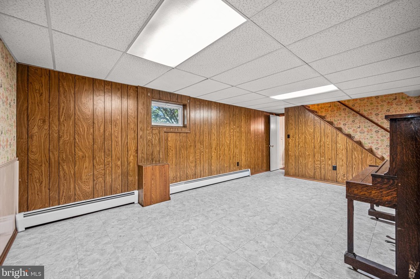 2108 Woodview Rd, Patapsco MD 21048-1117 exterior