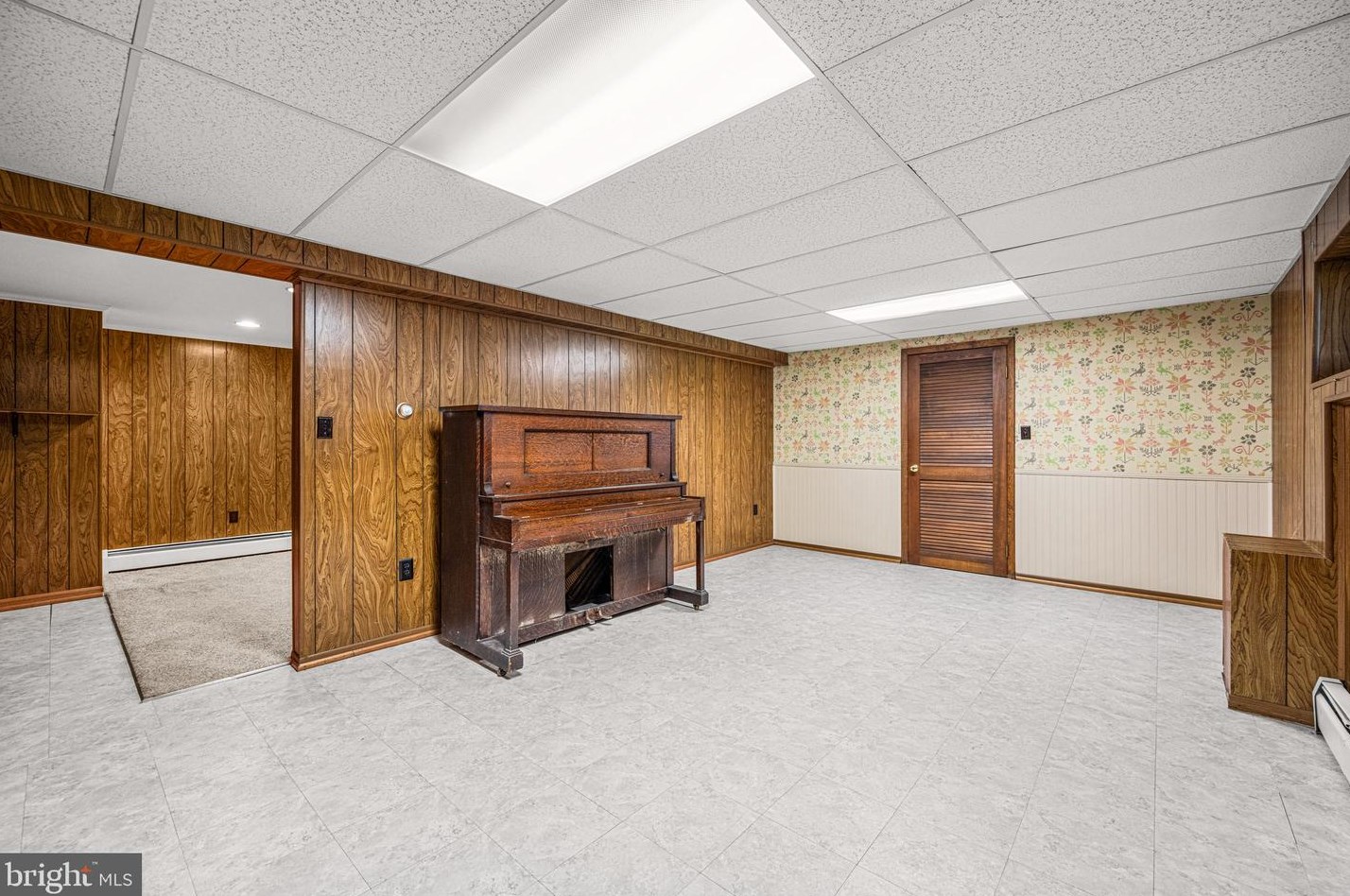 2108 Woodview Rd, Patapsco MD 21048-1117 exterior