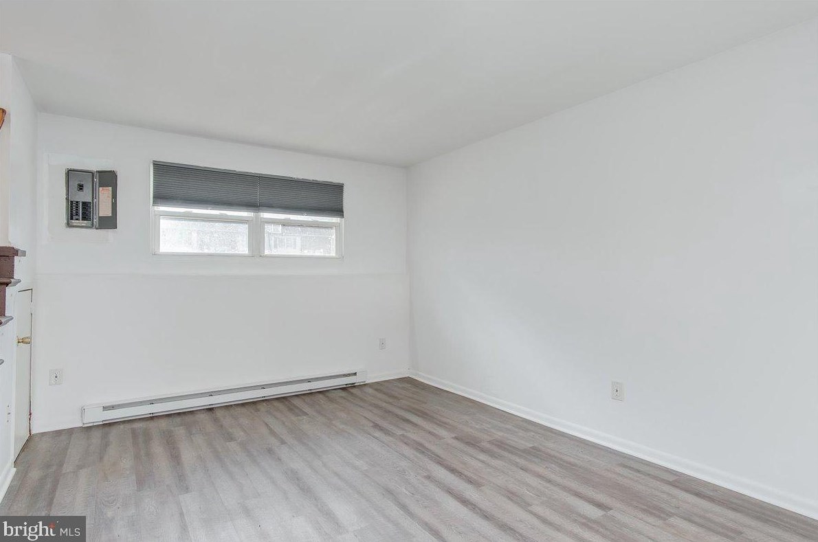 74 Carnival Dr, Taneytown MD  21787-2411 exterior