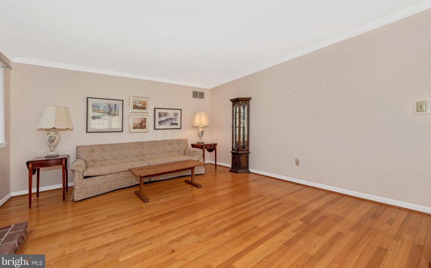 1891 Jordans Retreat Rd, New Windsor MD  21776-8505 exterior