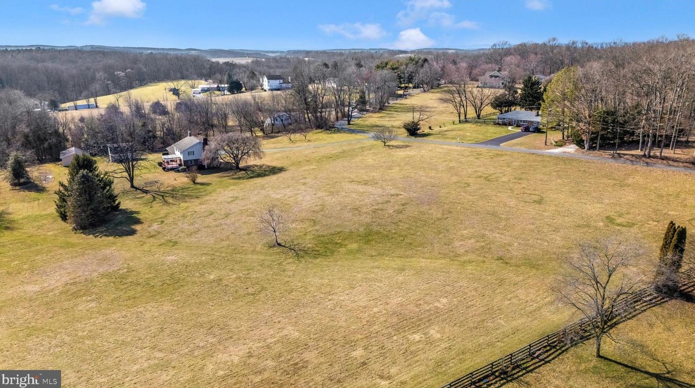 1891 Jordans Retreat Rd, New Windsor MD  21776-8505 exterior