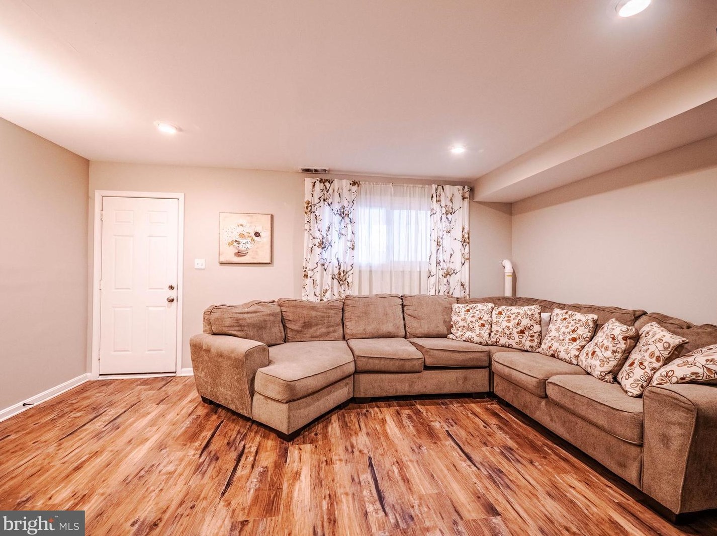 127 Meadowlark Ave, Mount Airy MD  21771-5534 exterior