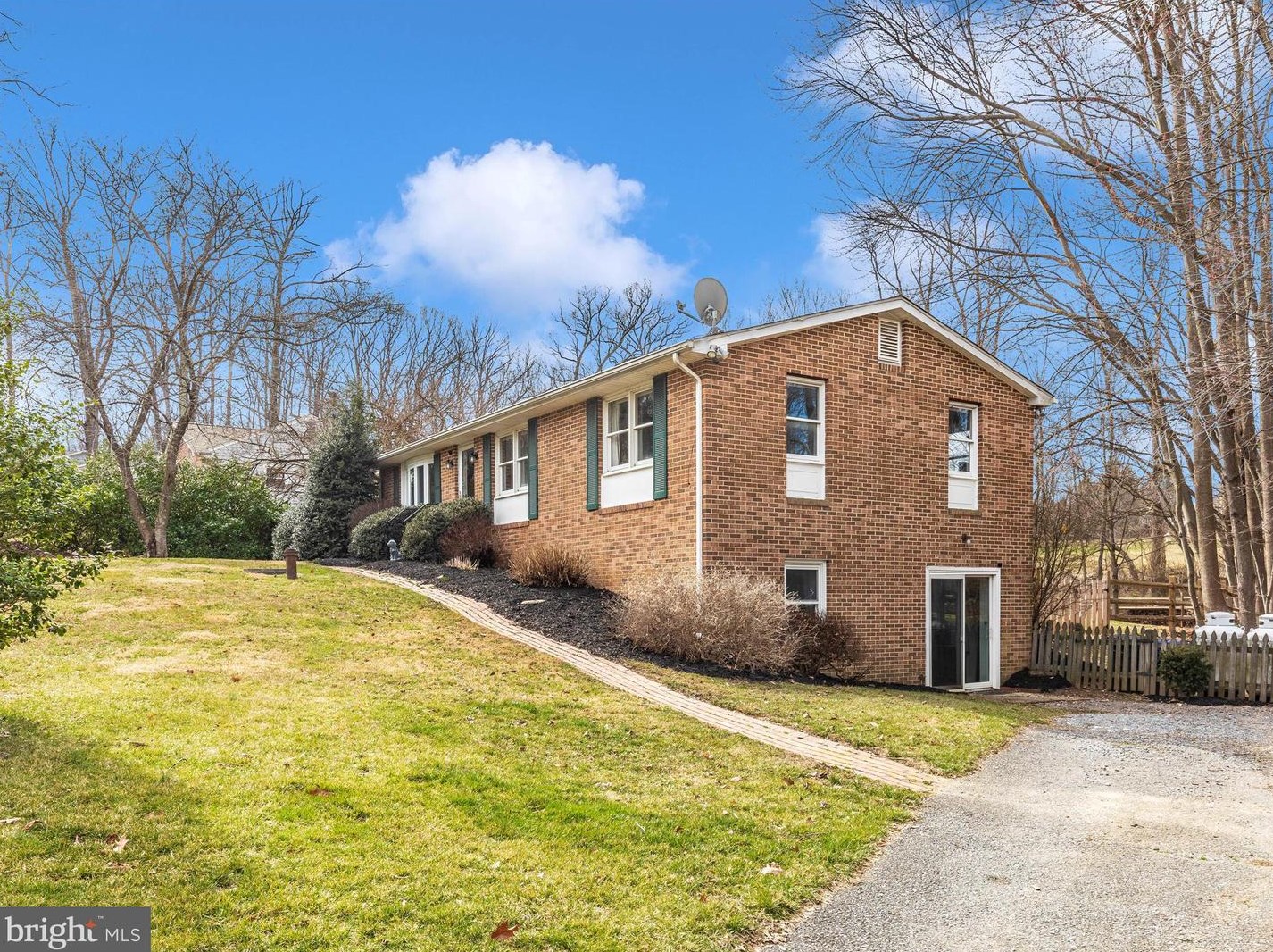 6604 Jacks Ct, Mount Airy MD  21771-7306 exterior