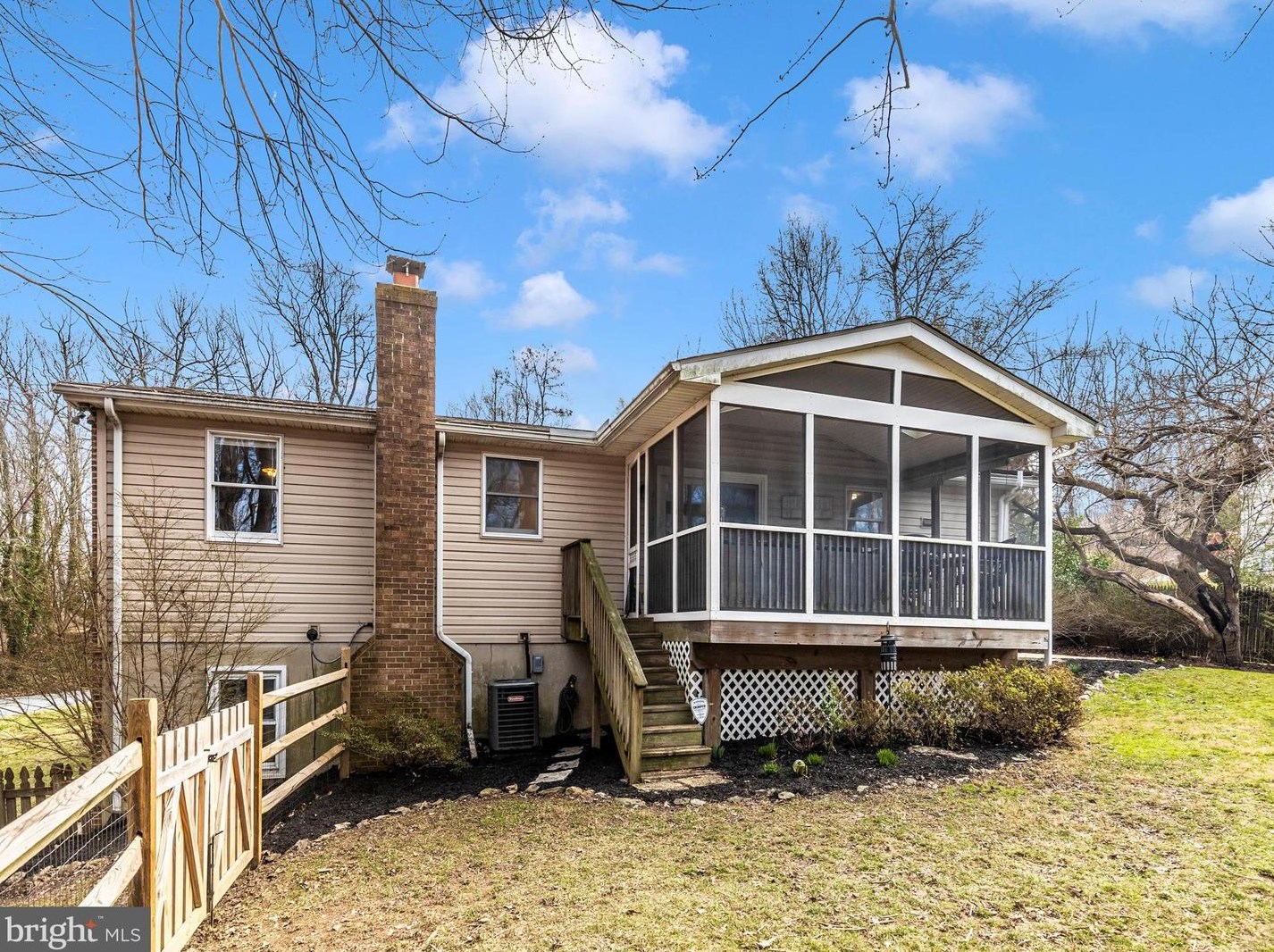 6604 Jacks Ct, Mount Airy MD  21771-7306 exterior