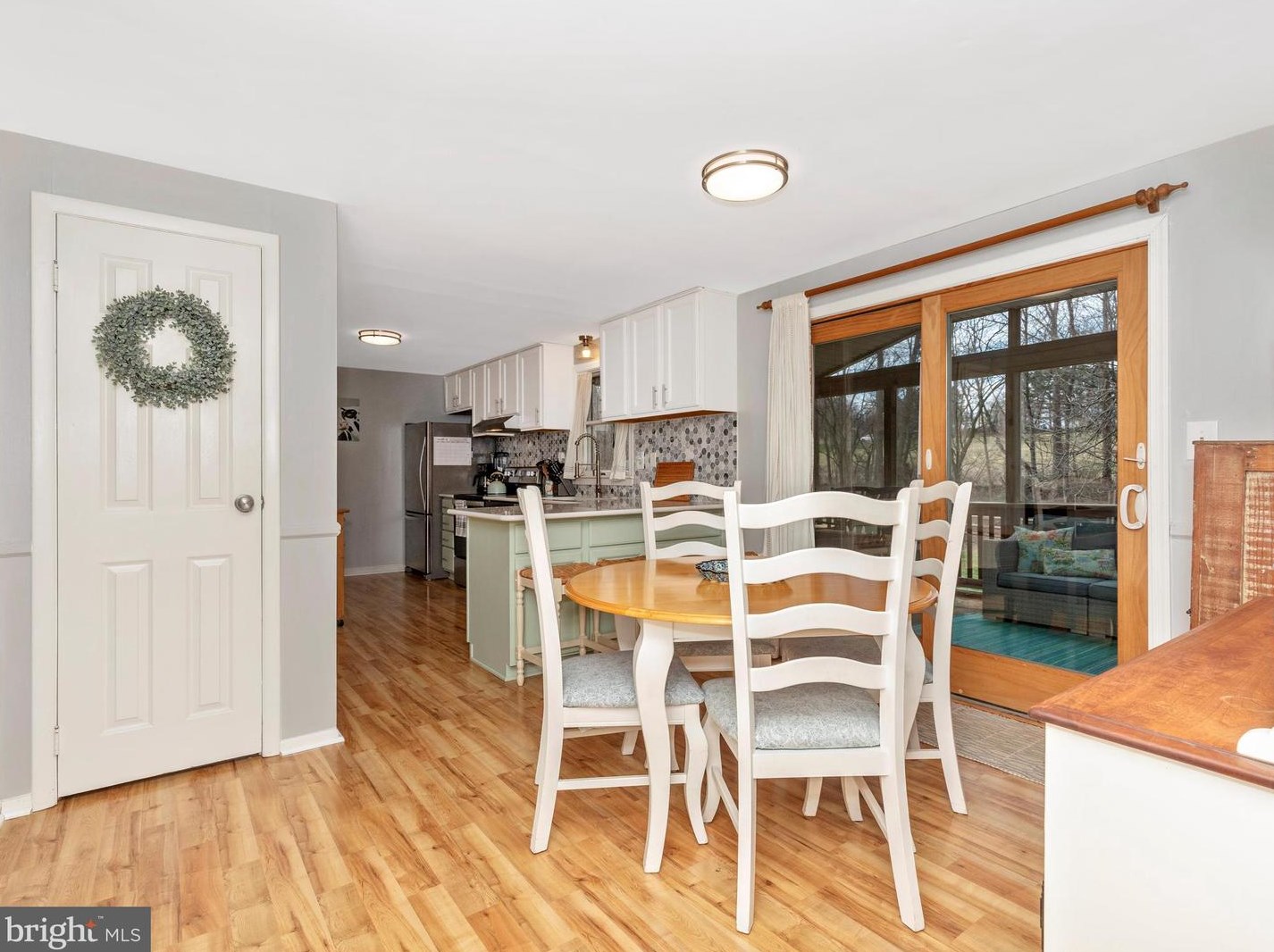 6604 Jacks Ct, Mount Airy MD  21771-7306 exterior