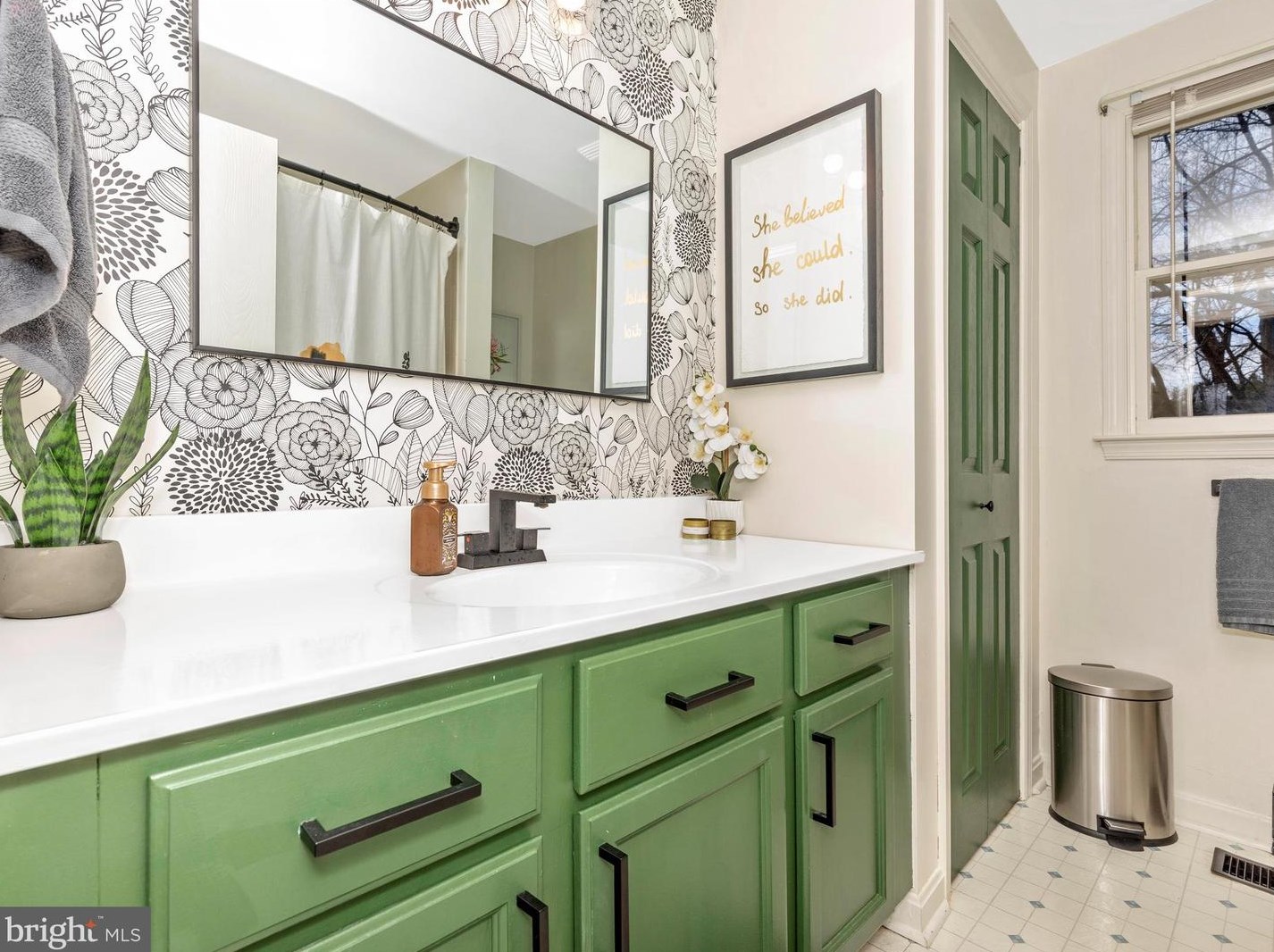 6604 Jacks Ct, Mount Airy MD  21771-7306 exterior