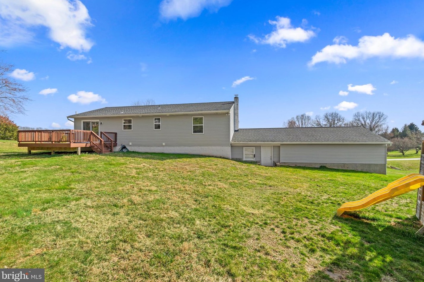 5142 Perry Rd, Mount Airy MD  21771-8808 exterior