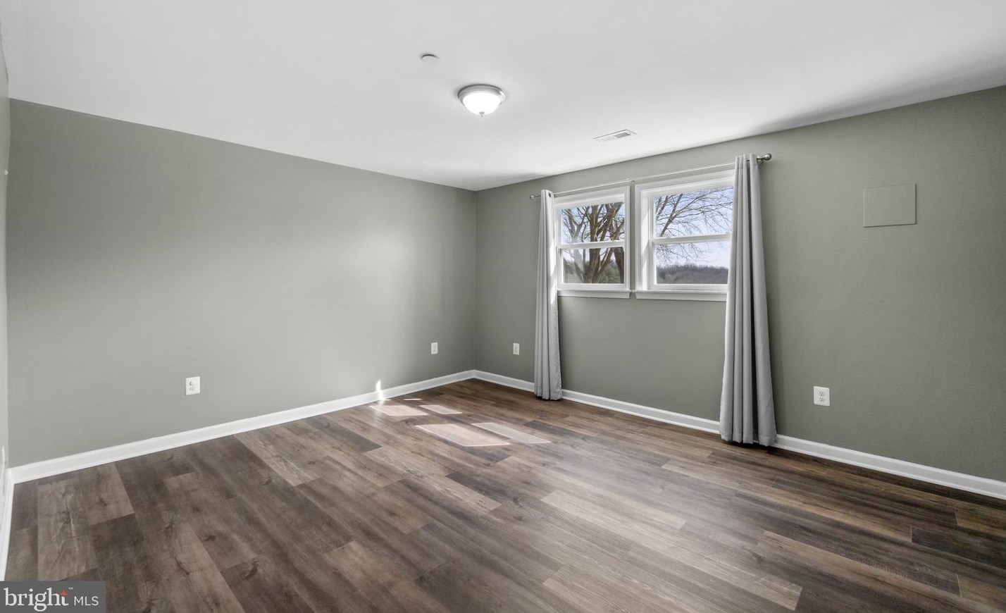 5142 Perry Rd, Mount Airy MD  21771-8808 exterior