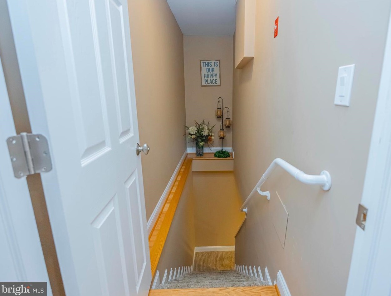 5107 Fleming Rd, Mount Airy MD 21771-8710 exterior