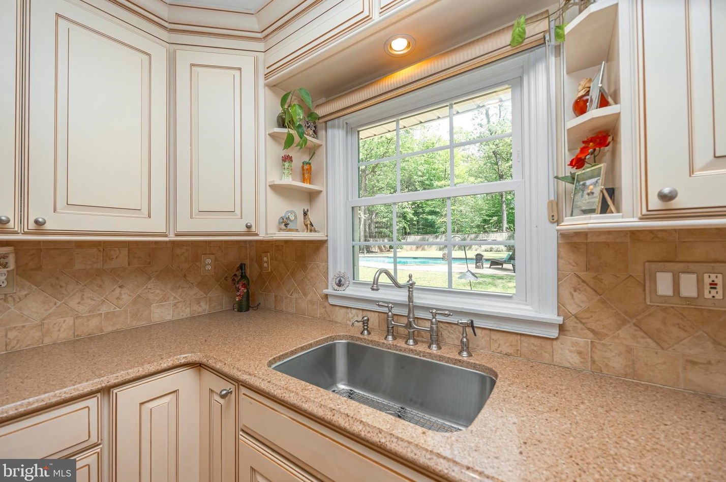 5107 Fleming Rd, Mount Airy MD 21771-8710 exterior