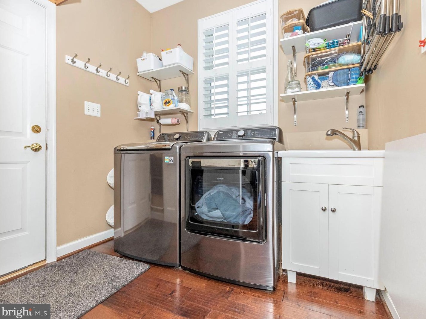 709 Longbow Rd, Mount Airy MD  21771-5869 exterior