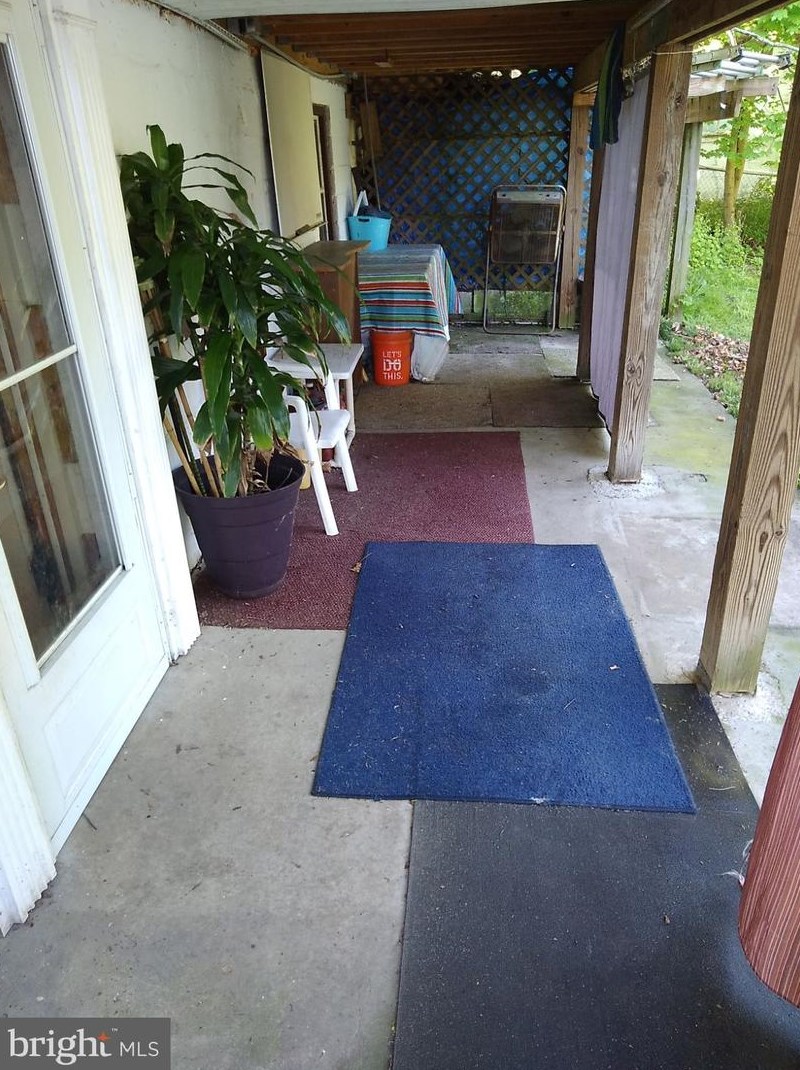 2922 Cedarhurst Rd, Patapsco MD 21048-2320 exterior