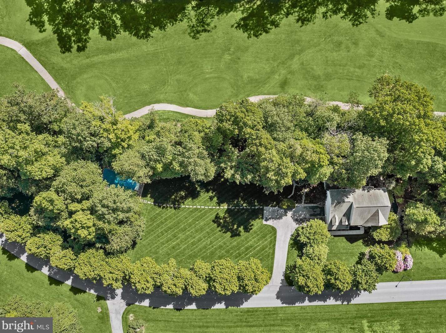 1905 Turnberry Ct, Patapsco MD 21048-1561 exterior