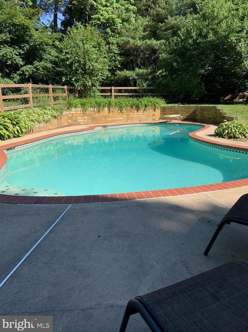 2505 Lewis Ln, Patapsco MD 21048-1440 exterior