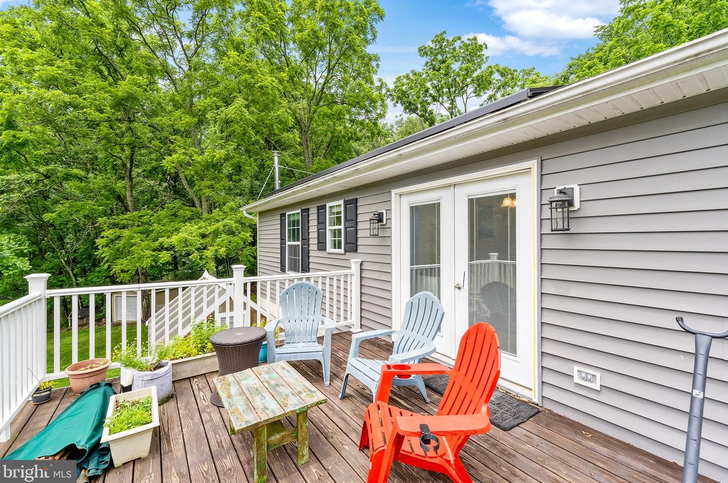 6413 Davis Rd, Mount Airy MD 21771-7207 exterior