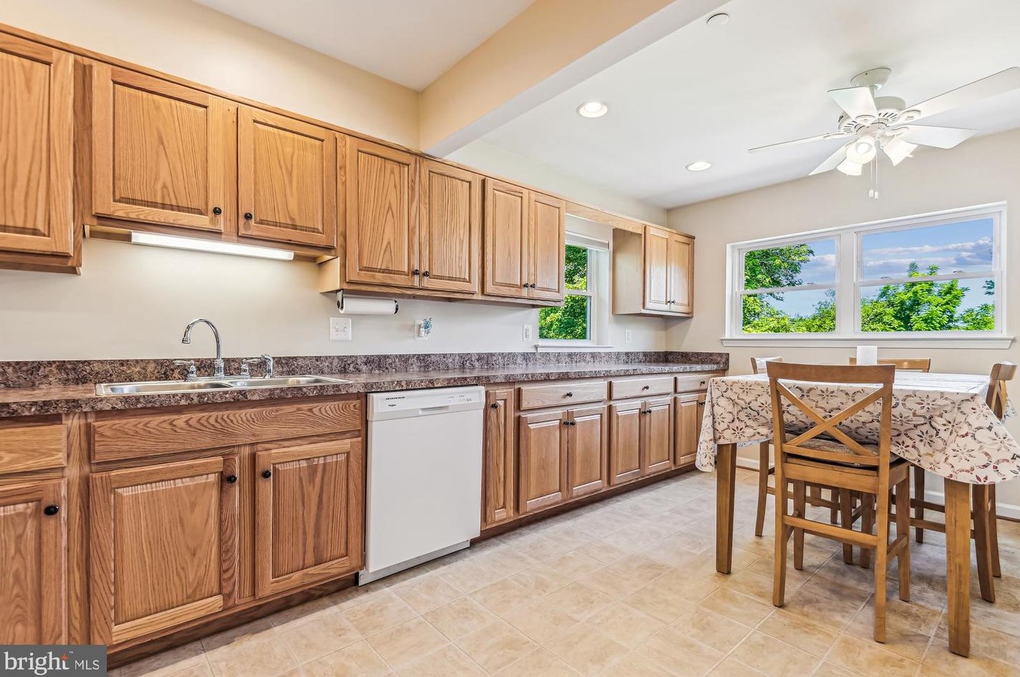 2102 Woodview Rd, Patapsco MD exterior