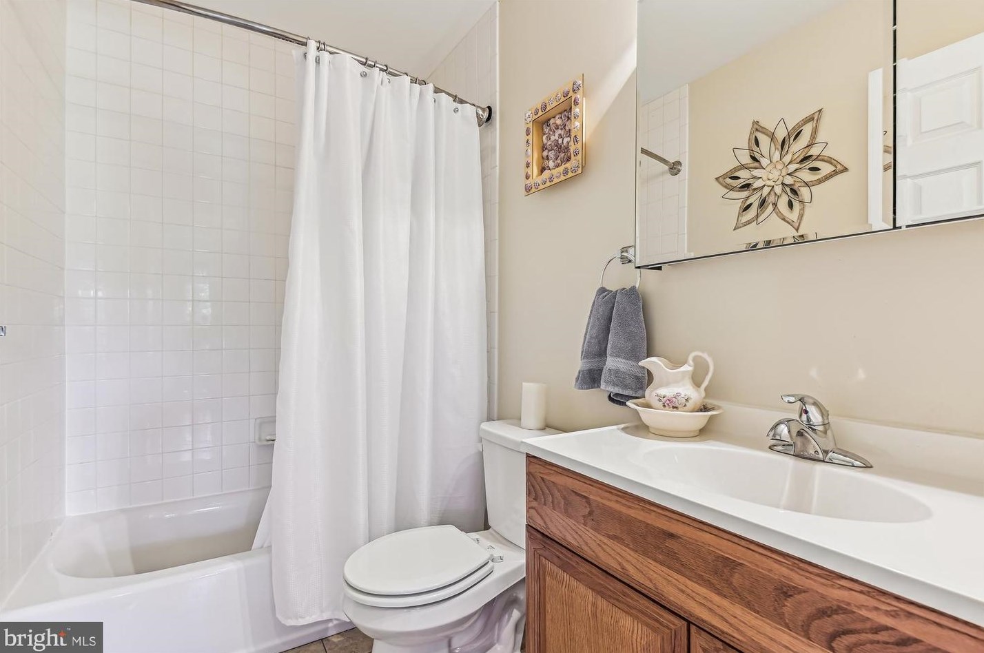 2102 Woodview Rd, Patapsco MD exterior