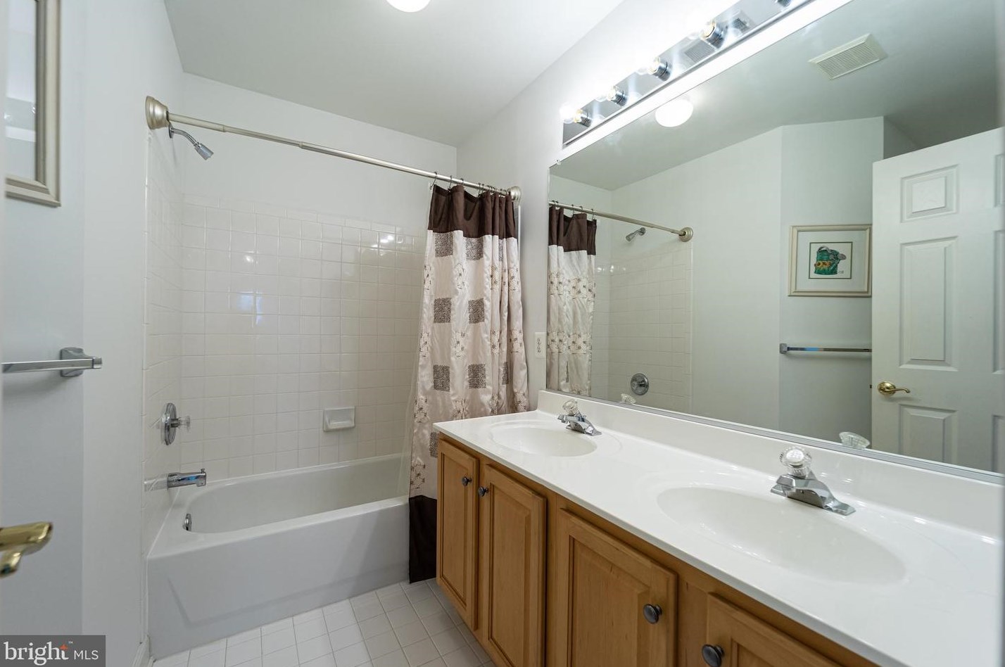 907 Longbow Rd, Mount Airy MD 21771-5817 exterior