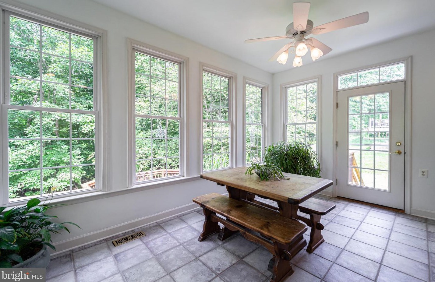 907 Longbow Rd, Mount Airy MD 21771-5817 exterior