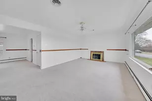 4138 Hillcrest Ave, Hampstead, MD 21074 - Photo 3