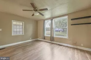 7401 Watersville Rd, Mount Airy, MD 21771 - Photo 3