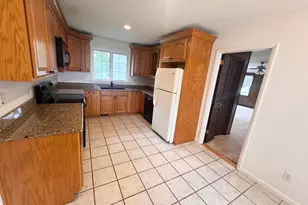 2710 Academy Dr, Westminster, MD 21157 - Photo 9