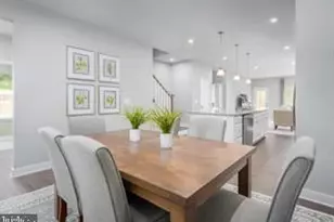 5238 Helton Dr, Sykesville, MD 21784 - Photo 3