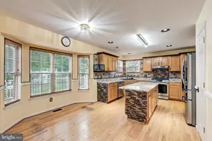 822 Wellesley Ct, Hampstead, MD 21074 - Photo 11