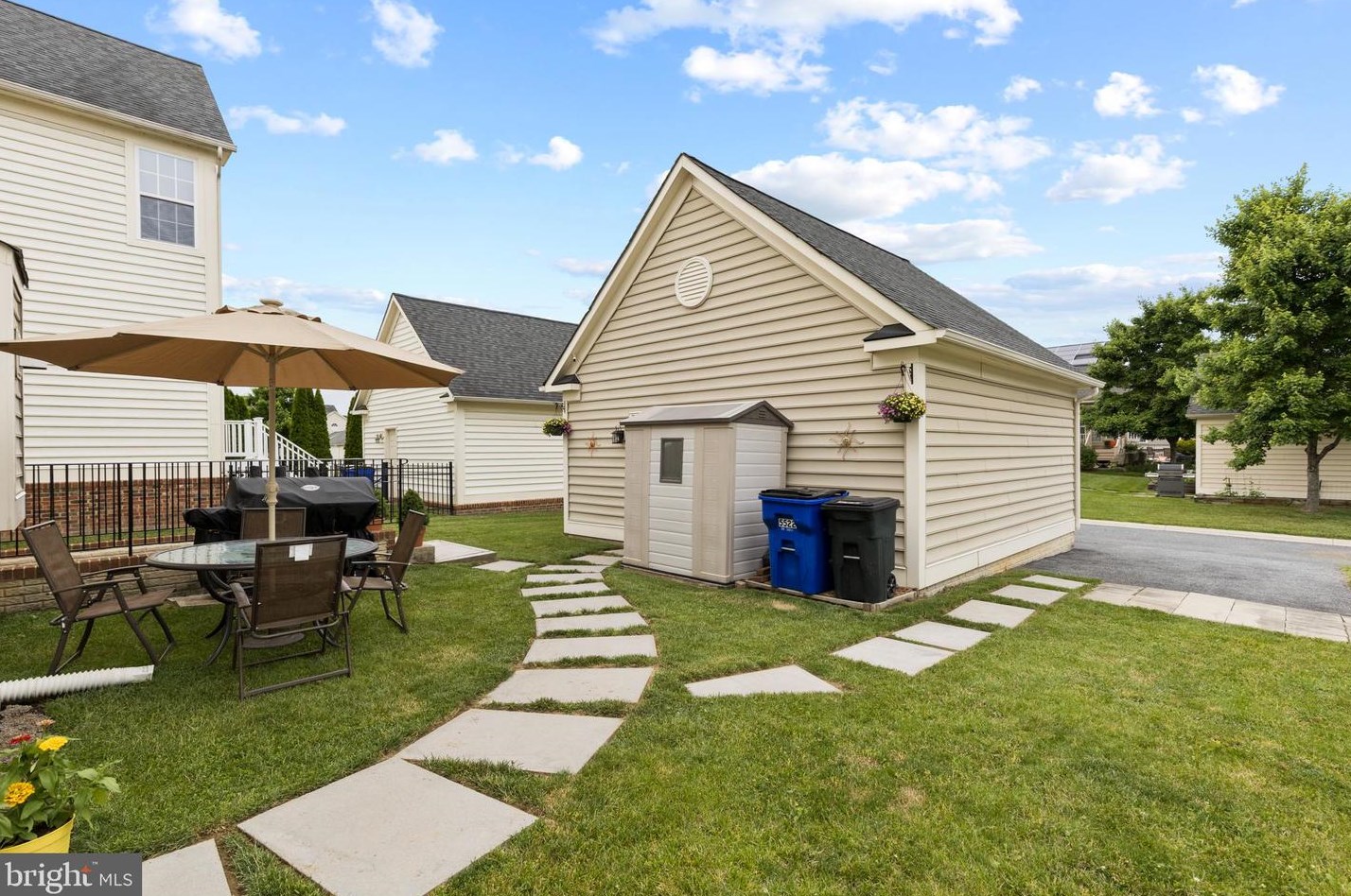 5522 Adamstown Commons Dr, Adamstown MD  21710-8918 exterior