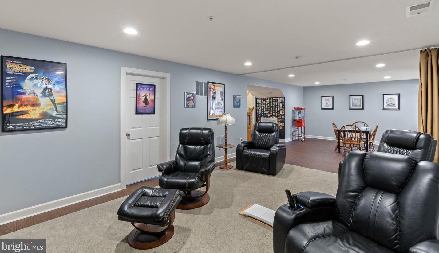 5522 Adamstown Commons Dr, Adamstown MD  21710-8918 exterior