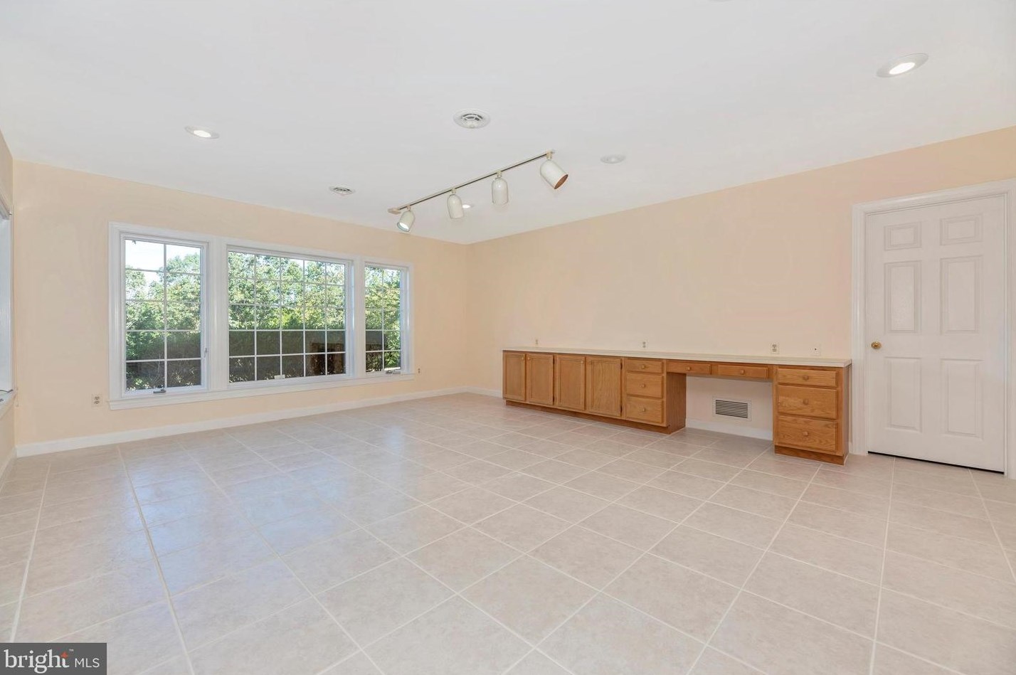 12350 Glissans Mill Rd, Mount Airy MD 21771-8514 exterior