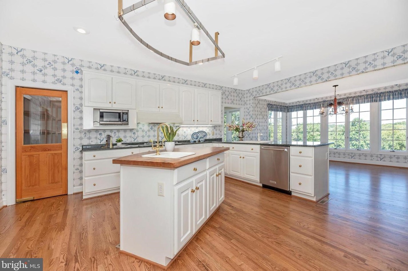 12350 Glissans Mill Rd, Mount Airy MD 21771-8514 exterior