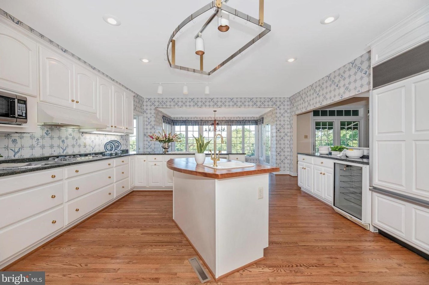 12350 Glissans Mill Rd, Mount Airy MD 21771-8514 exterior