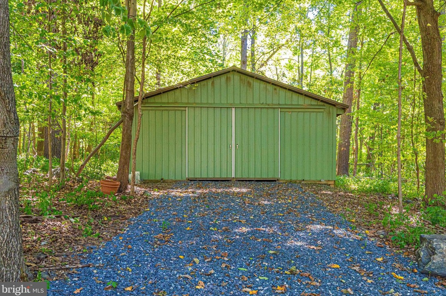 12350 Glissans Mill Rd, Mount Airy MD 21771-8514 exterior