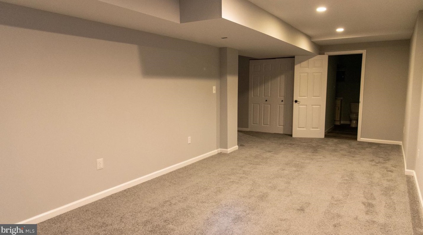 14903 Chelsea Cir, Mount Airy MD  21771-8423 exterior