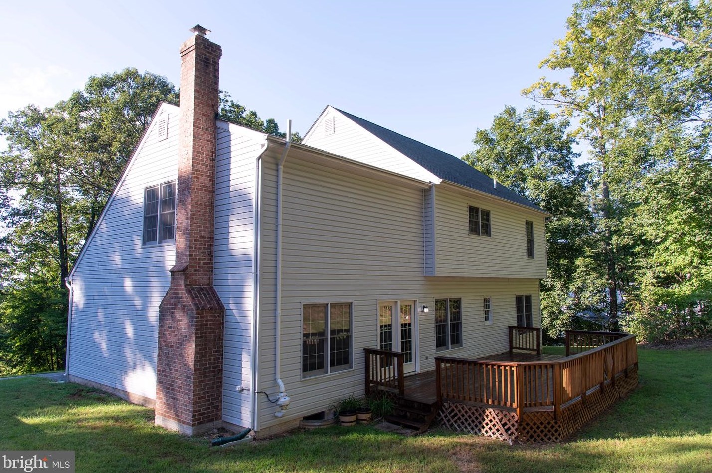 14903 Chelsea Cir, Mount Airy MD  21771-8423 exterior