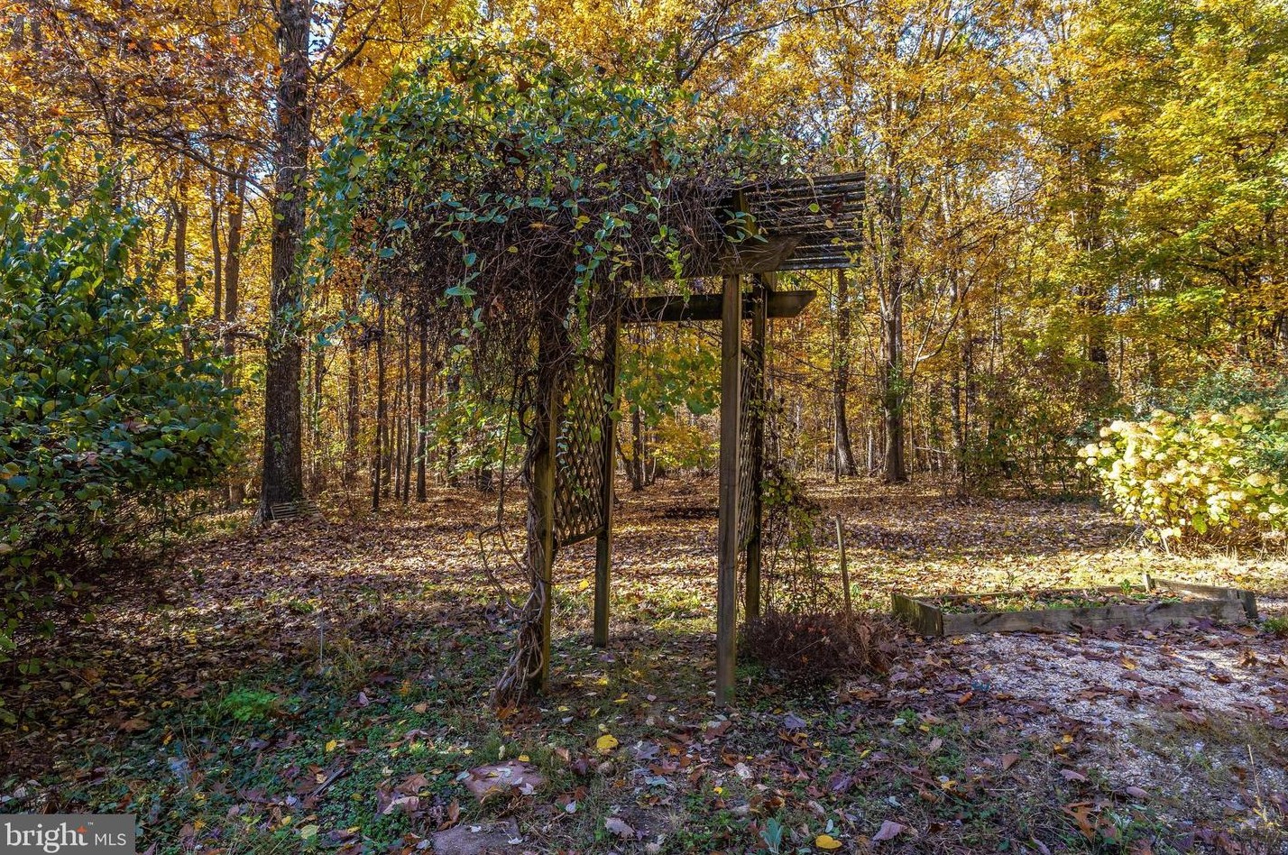 14456 Black Ankle Rd, Mount Airy MD  21771-9122 exterior