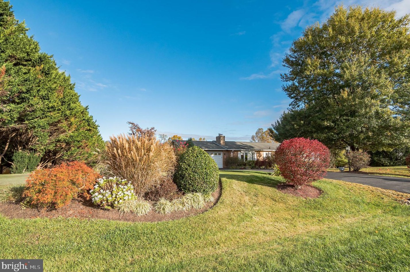 12558 Quiet Stream Ct, Mount Airy MD 21771-4842 exterior
