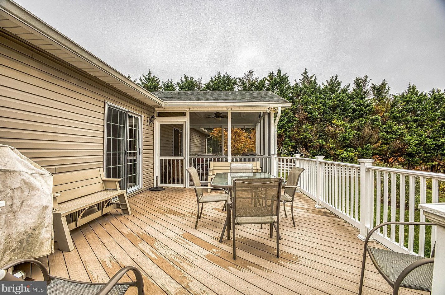 12558 Quiet Stream Ct, Mount Airy MD 21771-4842 exterior