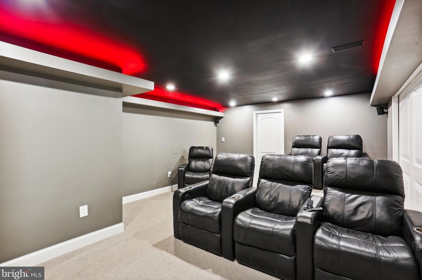 5921 Union Ridge Ct, Adamstown MD  21710-9464 exterior